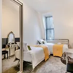 Sea View Penthouse - Regency Mansion