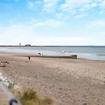 Sea View Penthouse - Regency Mansion