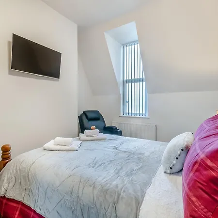 펜션 Sea View Penthouse - Regency Mansion