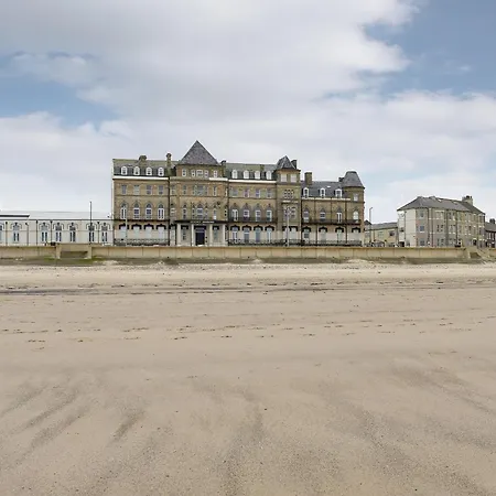 Sea View Penthouse - Regency Mansion * Redcar