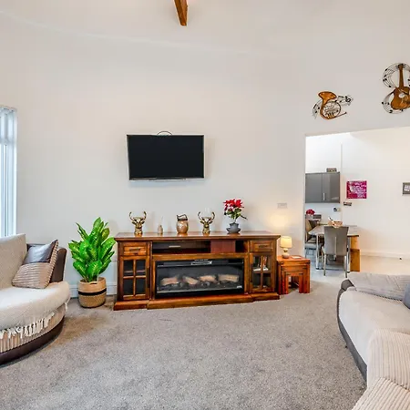 Dom wakacyjny Sea View Penthouse - Regency Mansion *