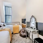 Sea View Penthouse - Regency Mansion